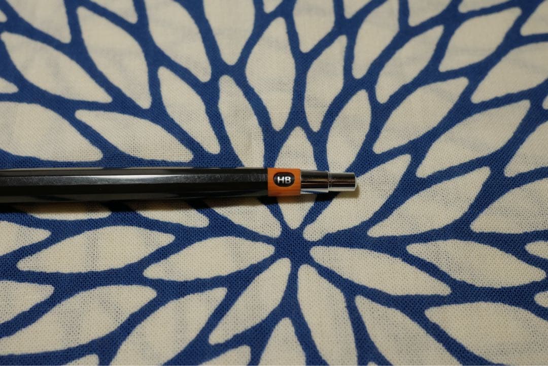 ぺんてる　メカニカ　0.3mm
