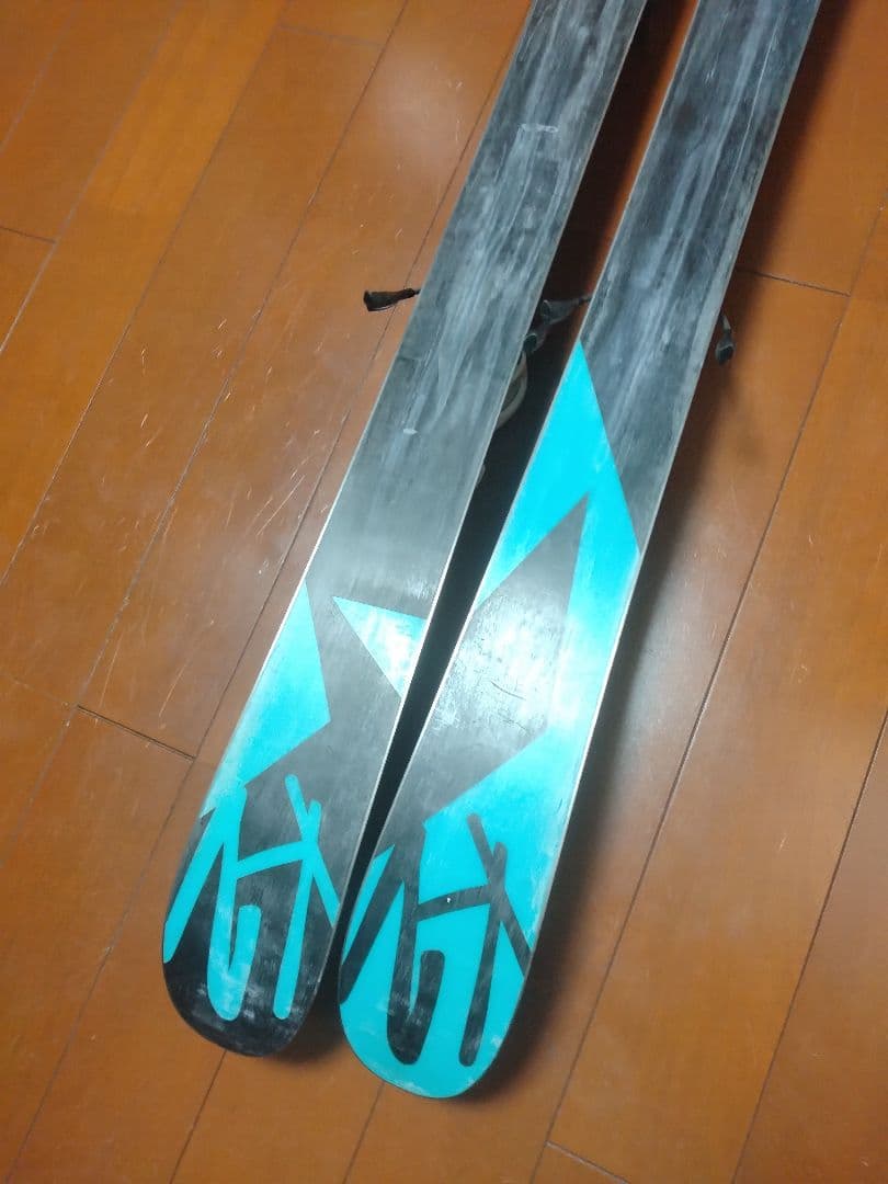 【フリースタイル☆】129cm　Ｋ２スキー板♪　ツインチップ！