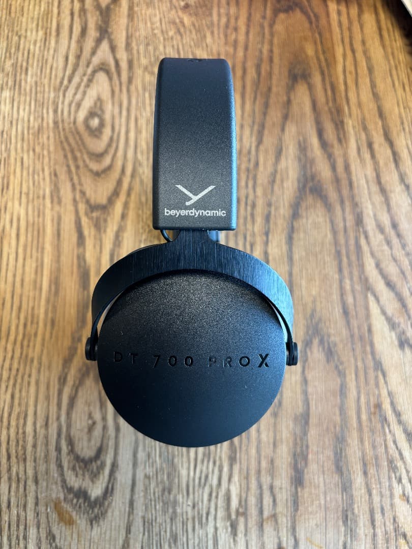 beyerdynamic　DT 700 PRO X 密閉型　スタジオヘッドフォン