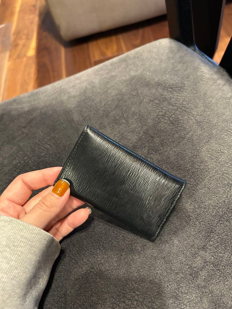 【美品】PRADA ブラックレザー キーケース