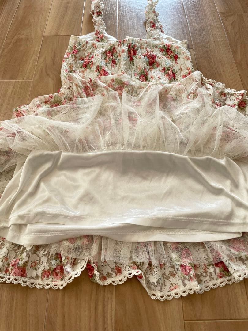 美品✨ LIZ LISA リズリサ　編み上げリボン キャミワンピース　y2k 花