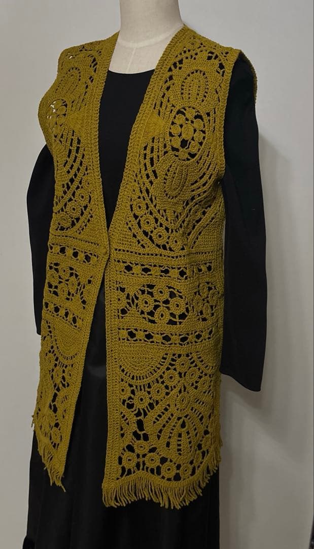 タグ付きアメリMEDI SHELL MOTIF CROCHET VEST