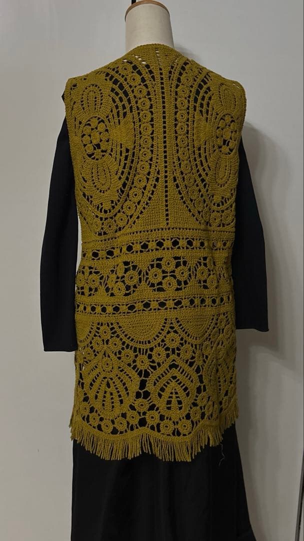 タグ付きアメリMEDI SHELL MOTIF CROCHET VEST