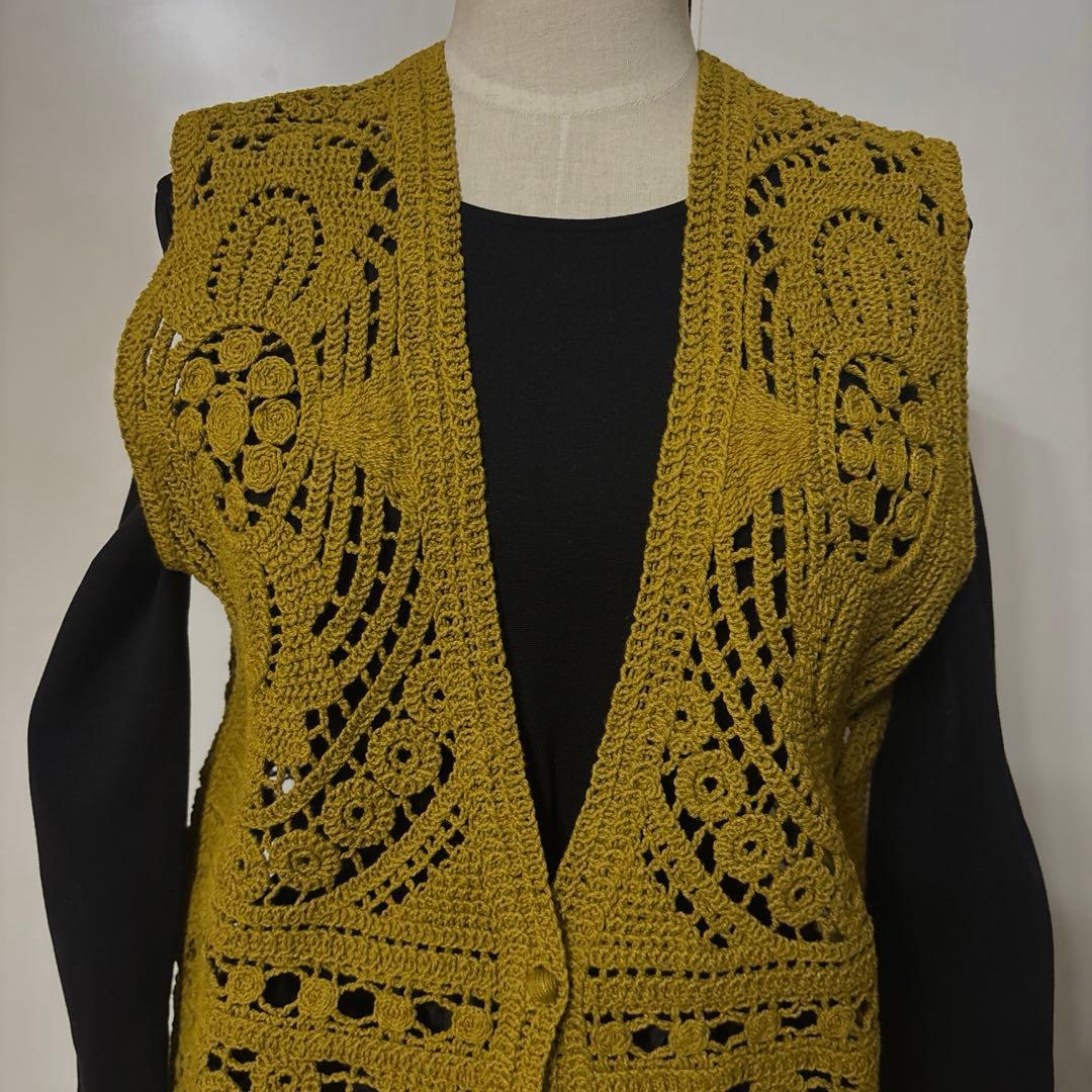 タグ付きアメリMEDI SHELL MOTIF CROCHET VEST