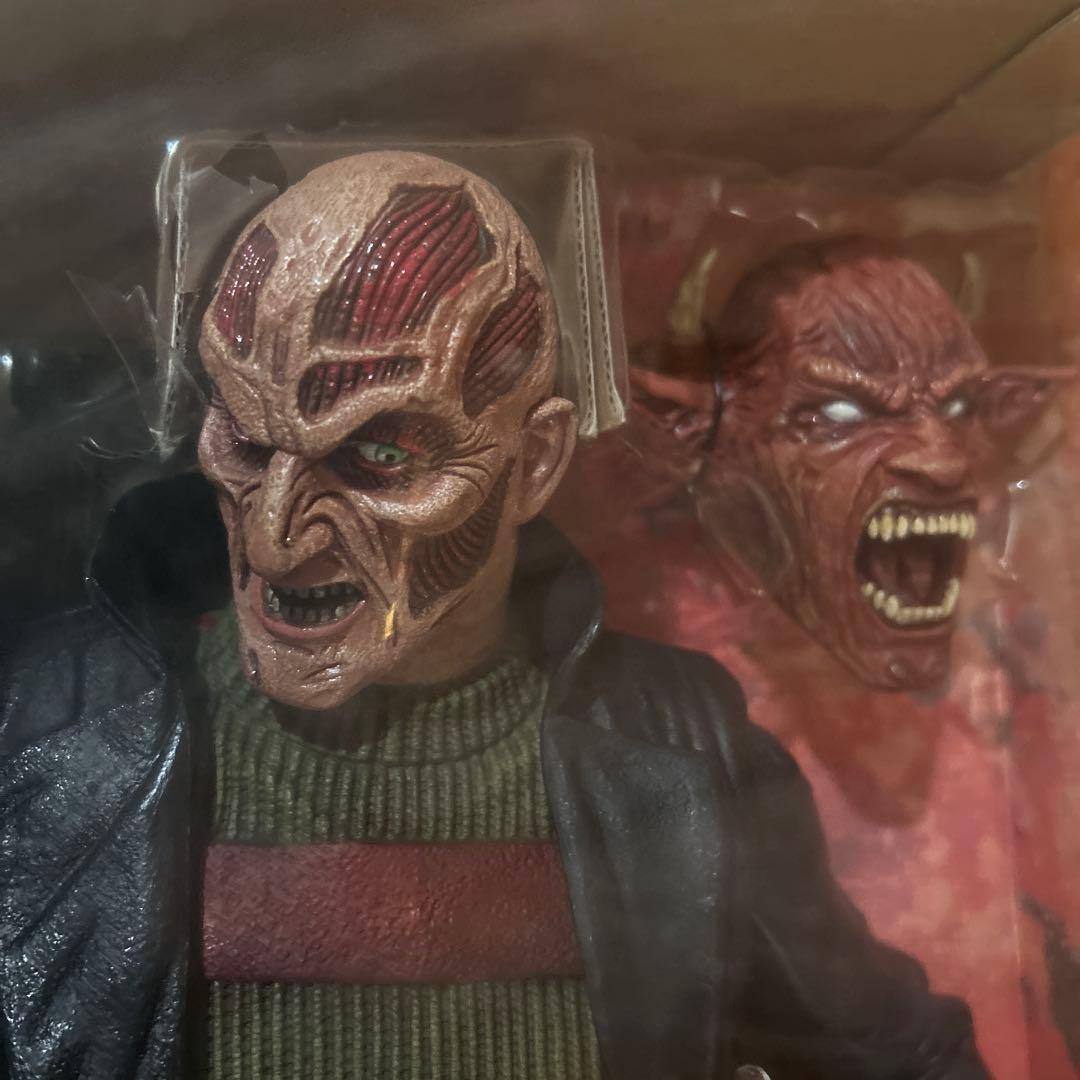 N*L様 NECA エルム街の悪夢 フレディ18インチフィギュア
