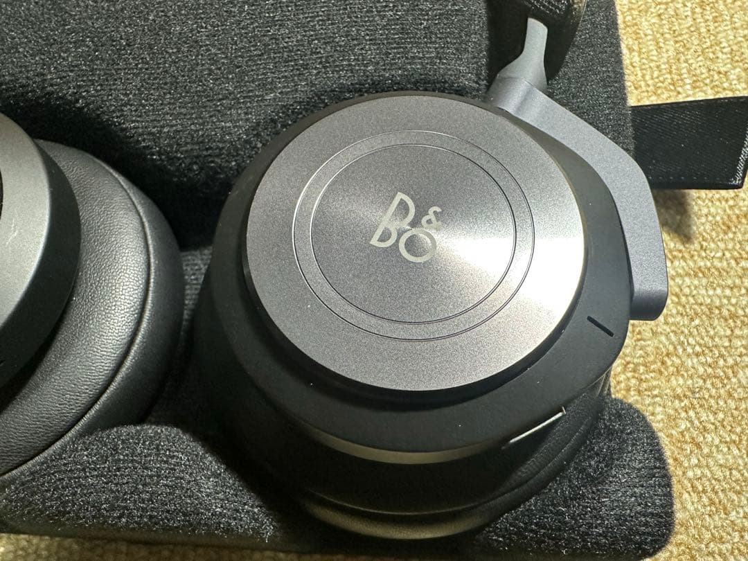 新品同様 BEOPL H9 3RD 付属品 未使様ヘッドホンケース