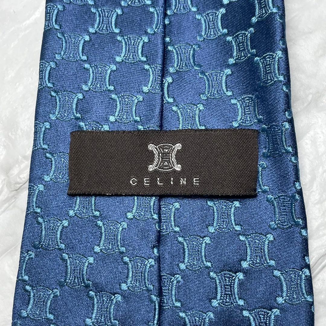 セリーヌ　CELINE ネクタイ　マカダム　トリオンフ　スーツ　シャツ　カフス