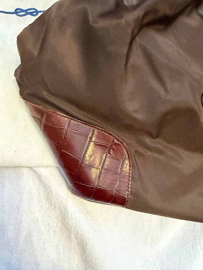 美品 PRADA チョコブラウン ドローストリングバッグ