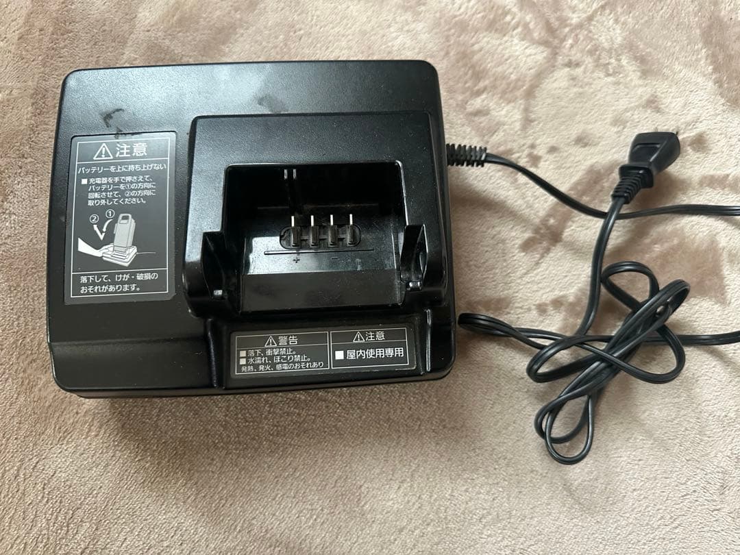 Panasonic 電動自転車用充電器 NKJ069Z2