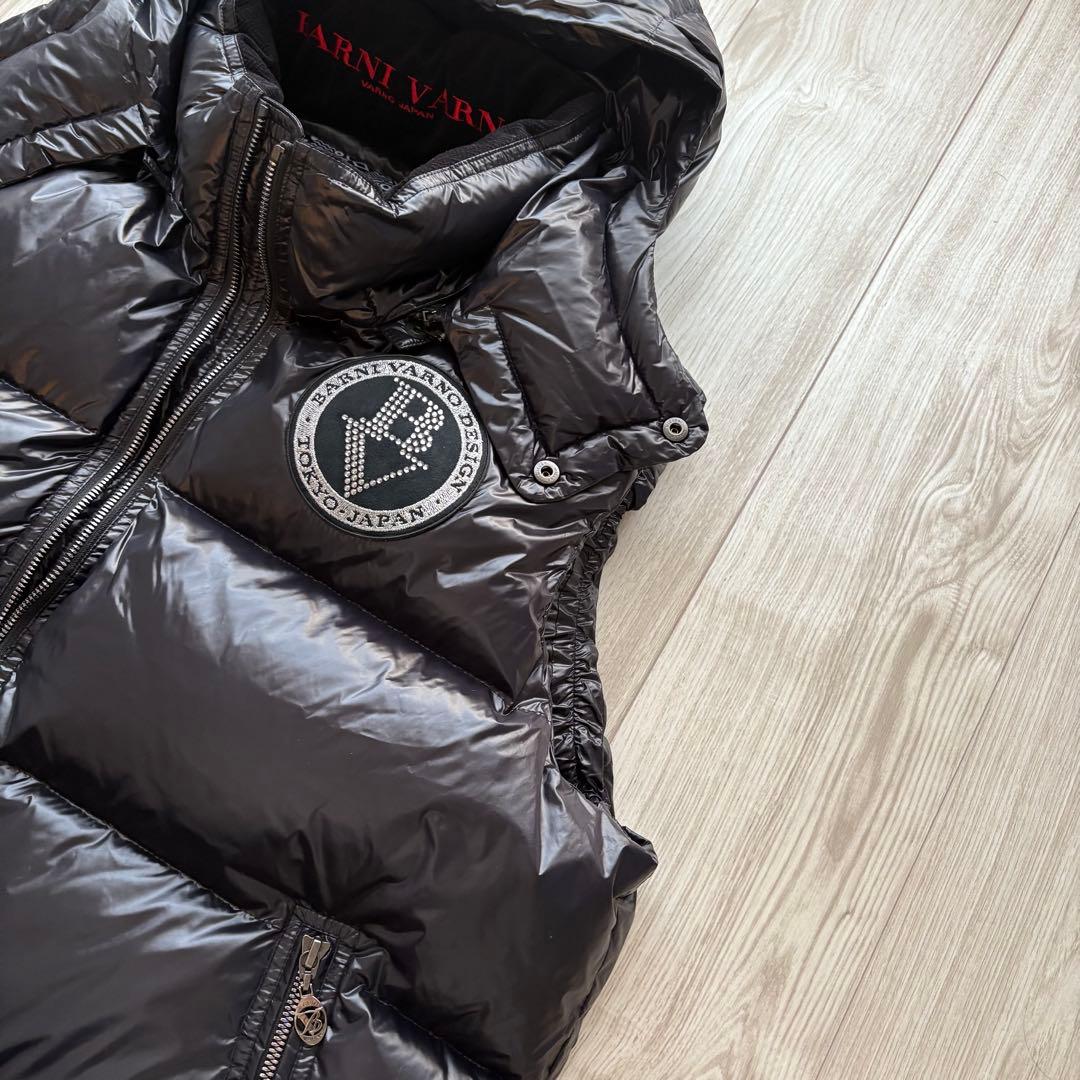 【極美品】BARNI VARNO ラインストーンロゴダウンベスト ブラック XL