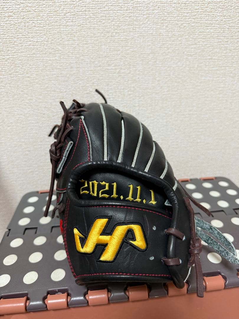ハタケヤマ　軟式　オーダーグラブ　左投げ　外野用