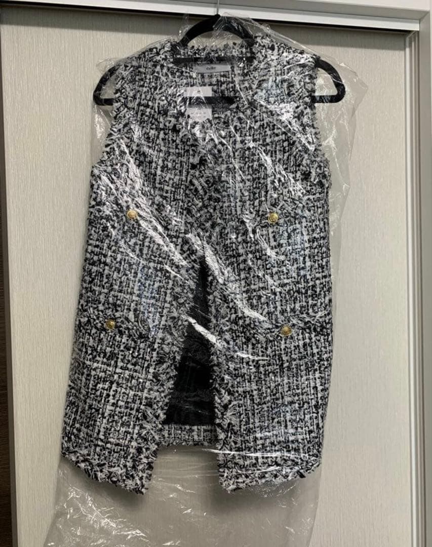 新品タグ付き　sheller フリンジツイードジレ