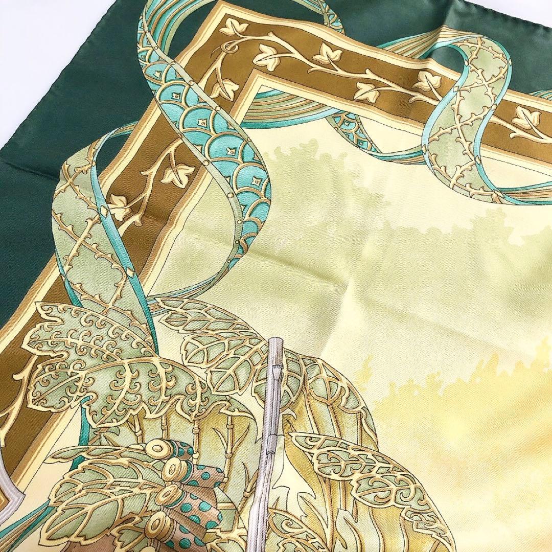 Ferragamo*フェラガモ　大判スカーフ　ヴィンテージ　鳥　オウム　シルク