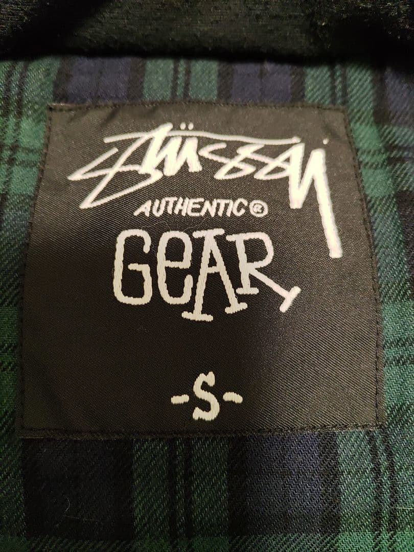 【美品】 STUSSY ダウンベスト フード付