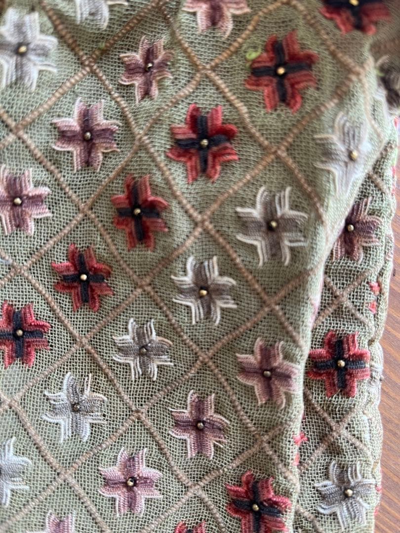 アンティーク 刺繍入り ミニバッグ グリーン×赤 英国