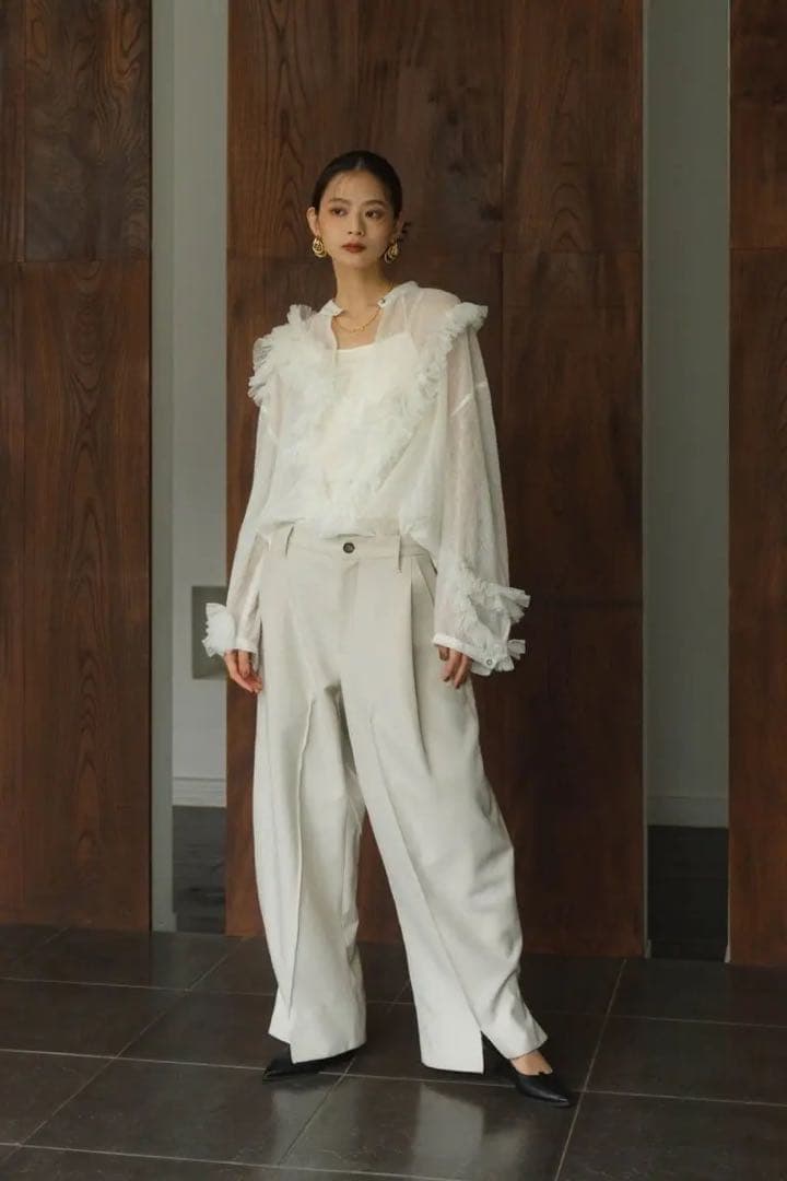 Knuth Marf tulle design blouse white 新品