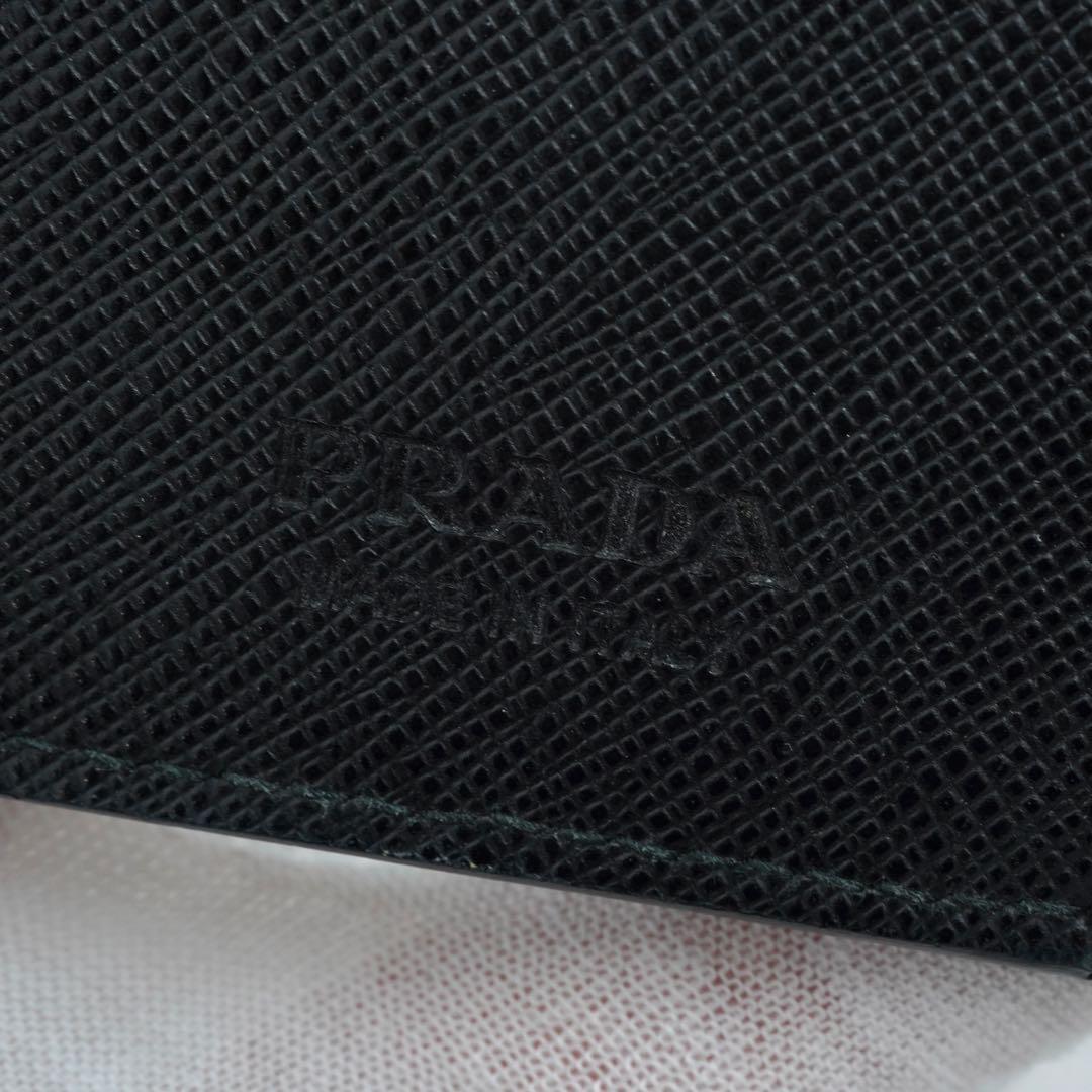 ✨未使用展示品・箱付き✨　PRADA キーケース　バナナ　サフィアーノ　6連