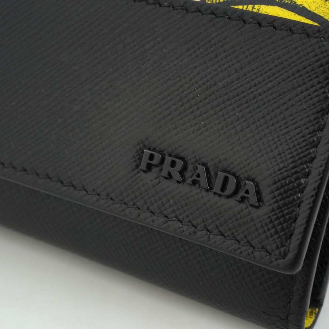 ✨未使用展示品・箱付き✨　PRADA キーケース　バナナ　サフィアーノ　6連