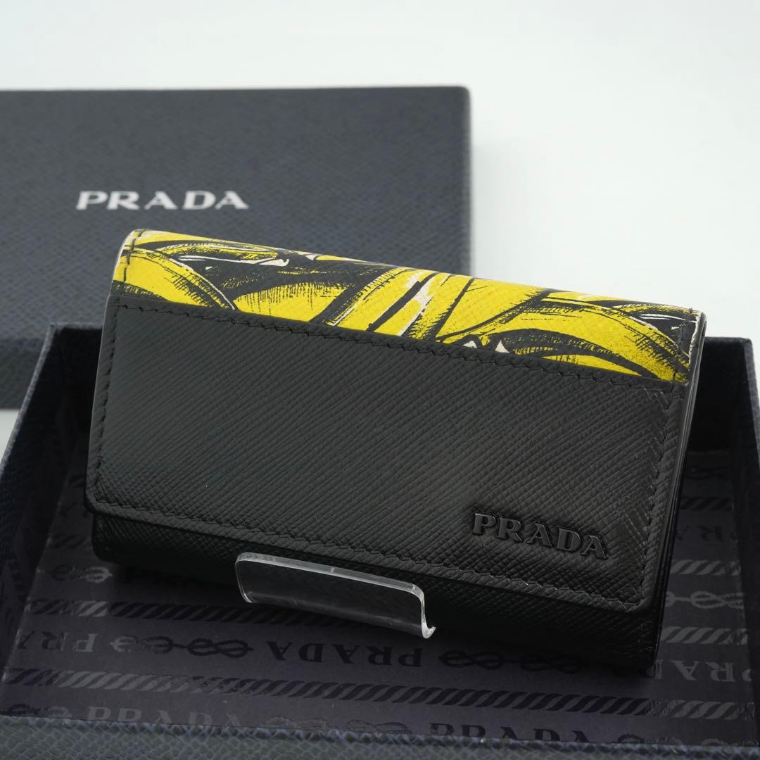 ✨未使用展示品・箱付き✨　PRADA キーケース　バナナ　サフィアーノ　6連