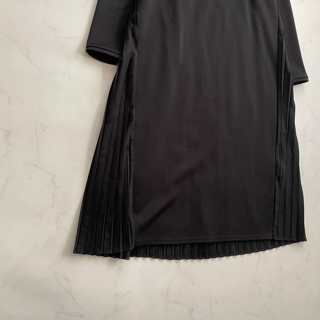 BARNEYS NEWYORK プリーツ　ロングワンピース　黒　フリーサイズ