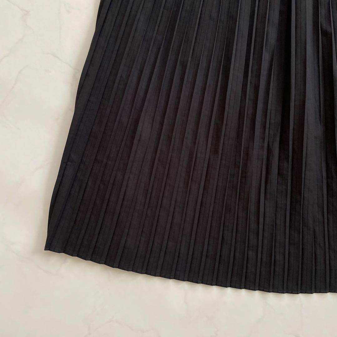 BARNEYS NEWYORK プリーツ　ロングワンピース　黒　フリーサイズ