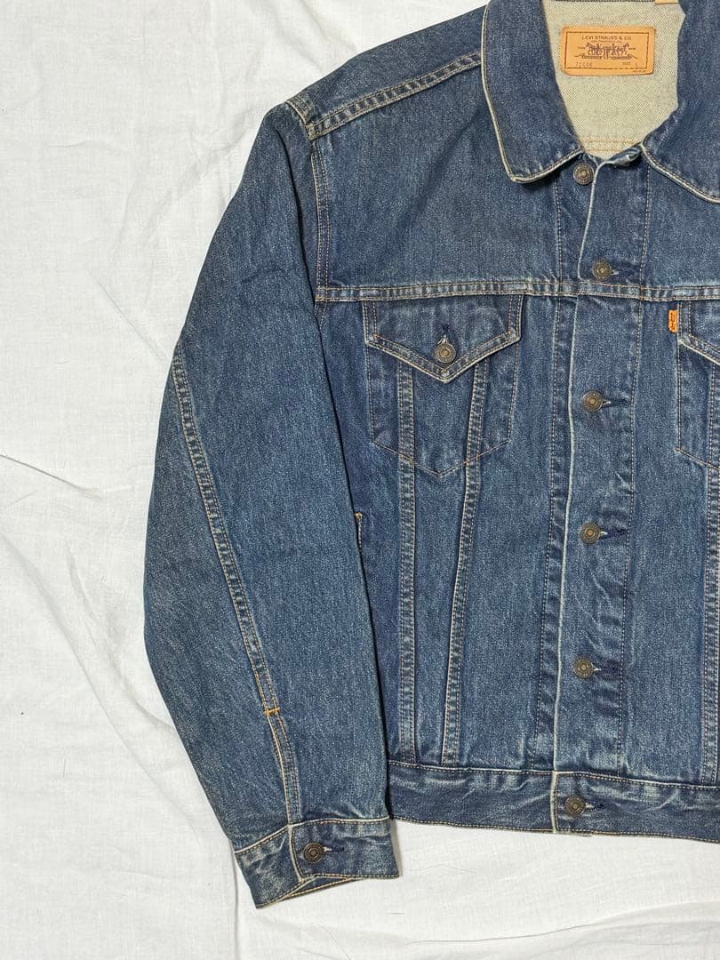 70606 Levi'sリーバイス　デニムジャケット　Lサイズ