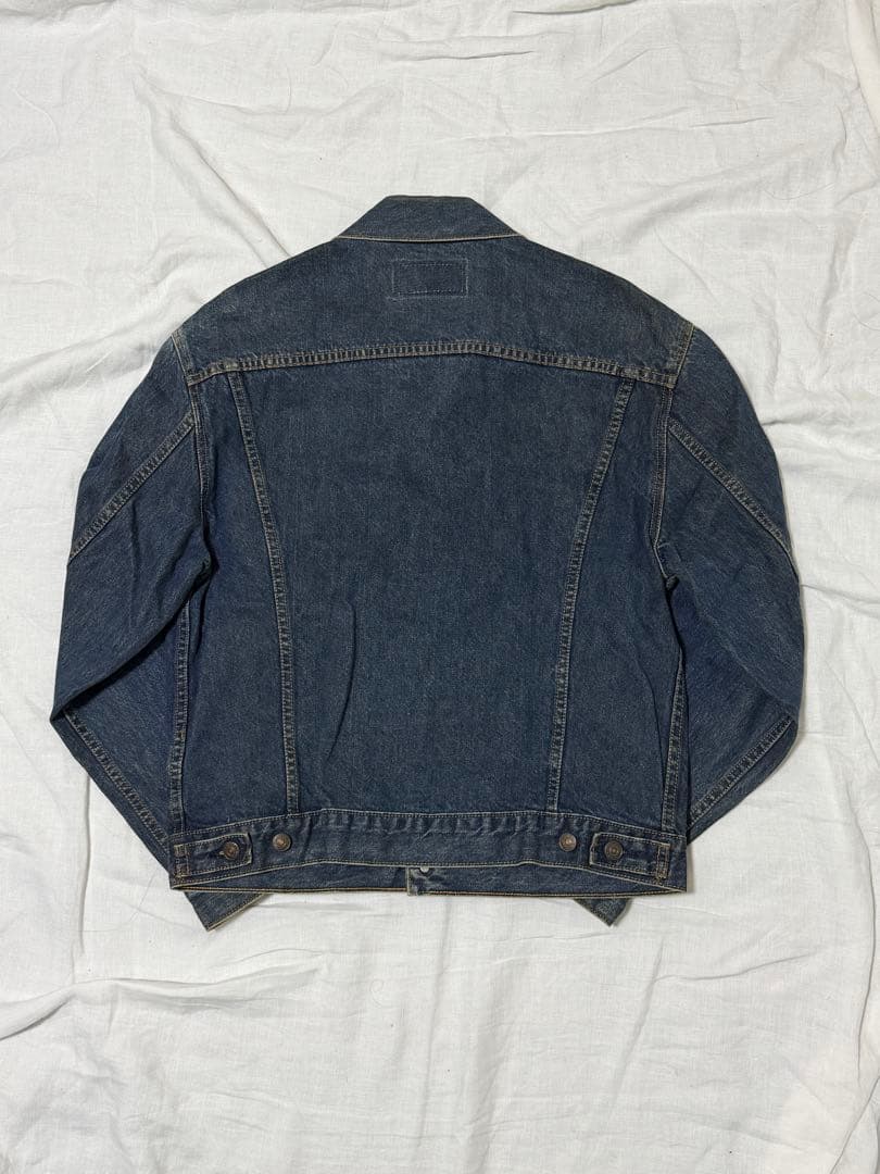 70606 Levi'sリーバイス　デニムジャケット　Lサイズ