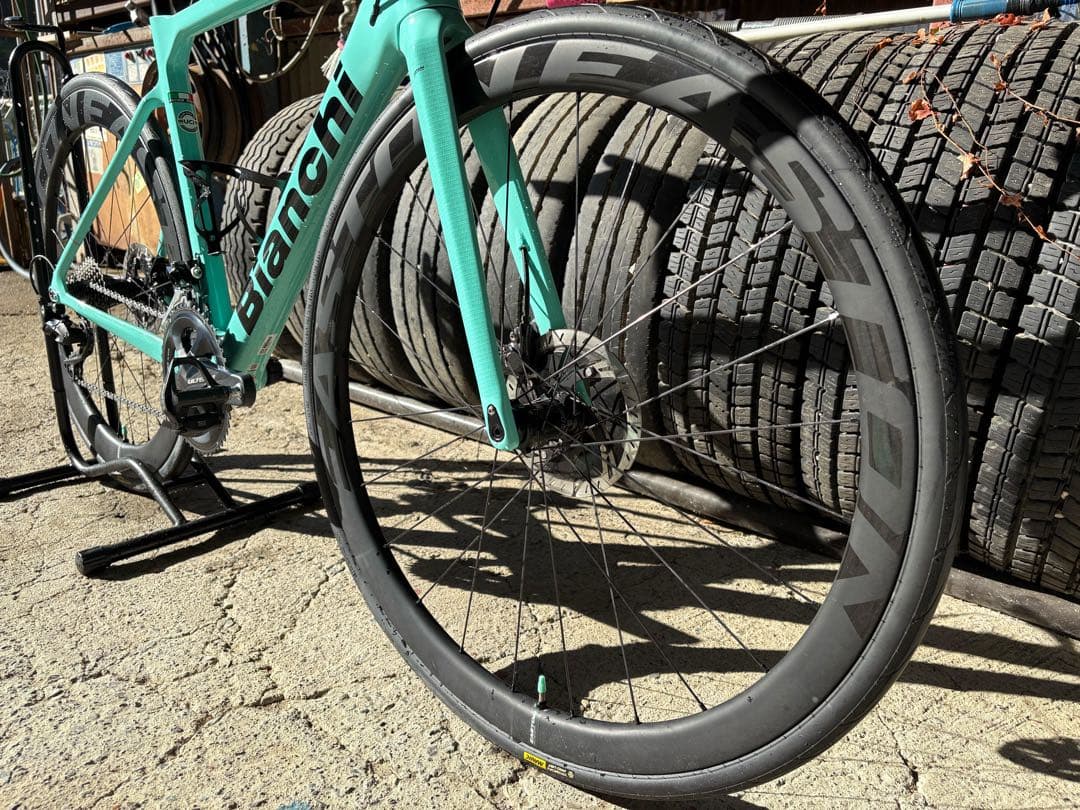 Bianchi SPRINT DISC カーボンホイール付