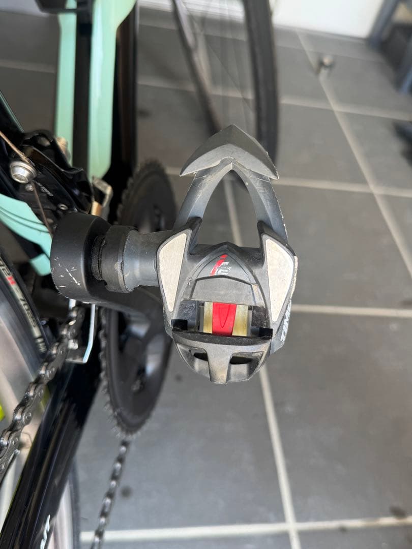 CARRERAカレラPODIUM105ULTEGRA完成車引取限定