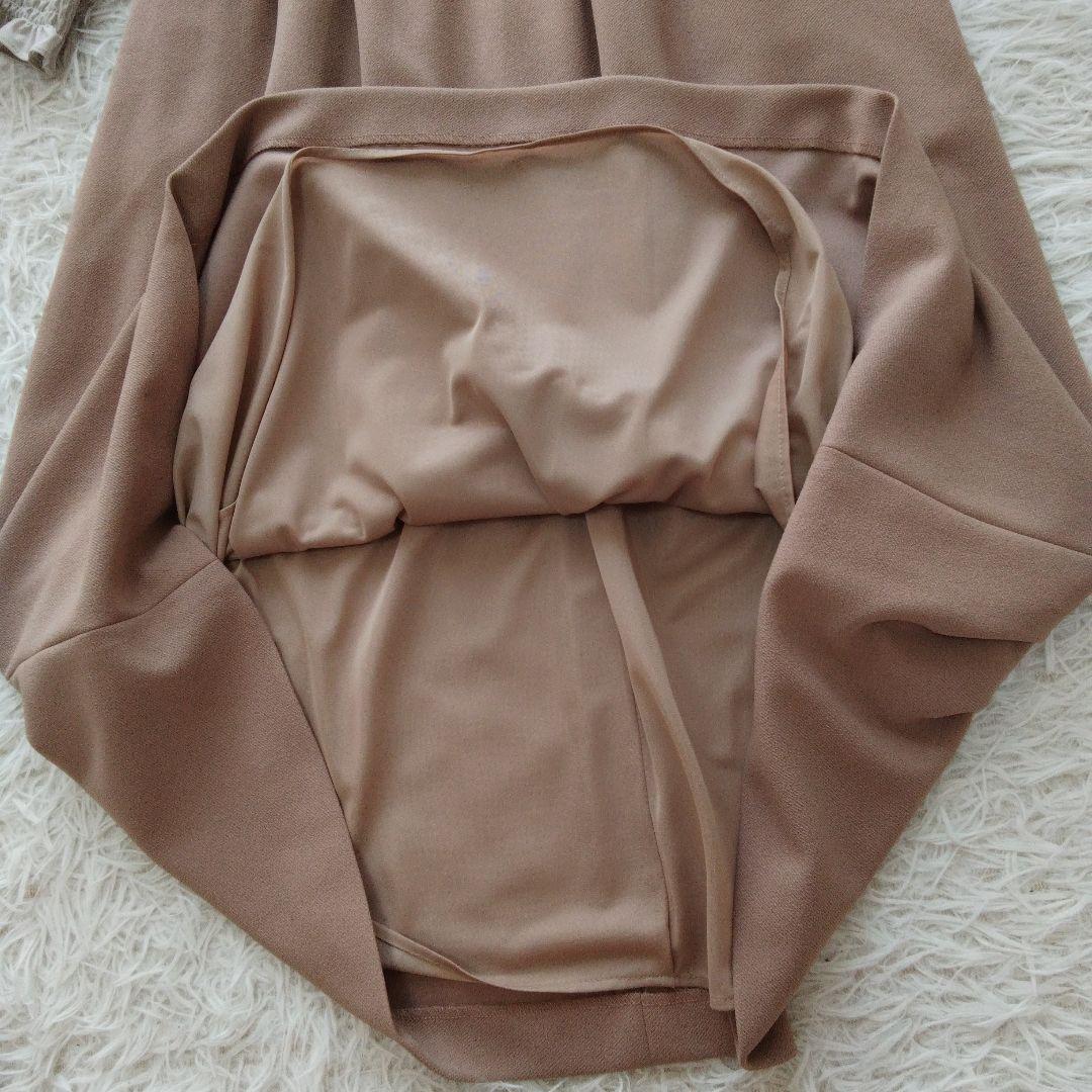 新品 定価¥22,000 ❉ ローズティアラ パフスリーブフレアワンピース 42