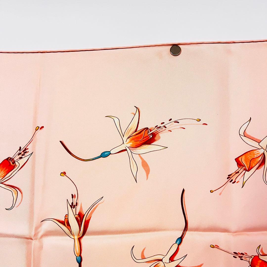 美品✨　エルメス　フクシャの花 シルクスカーフ　カレ90 ピンク