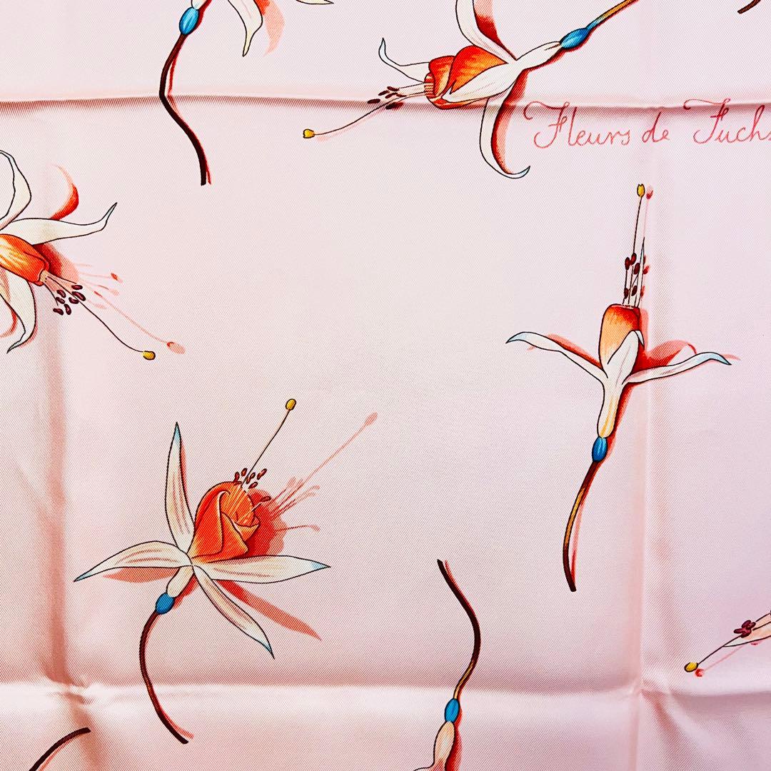 美品✨　エルメス　フクシャの花 シルクスカーフ　カレ90 ピンク
