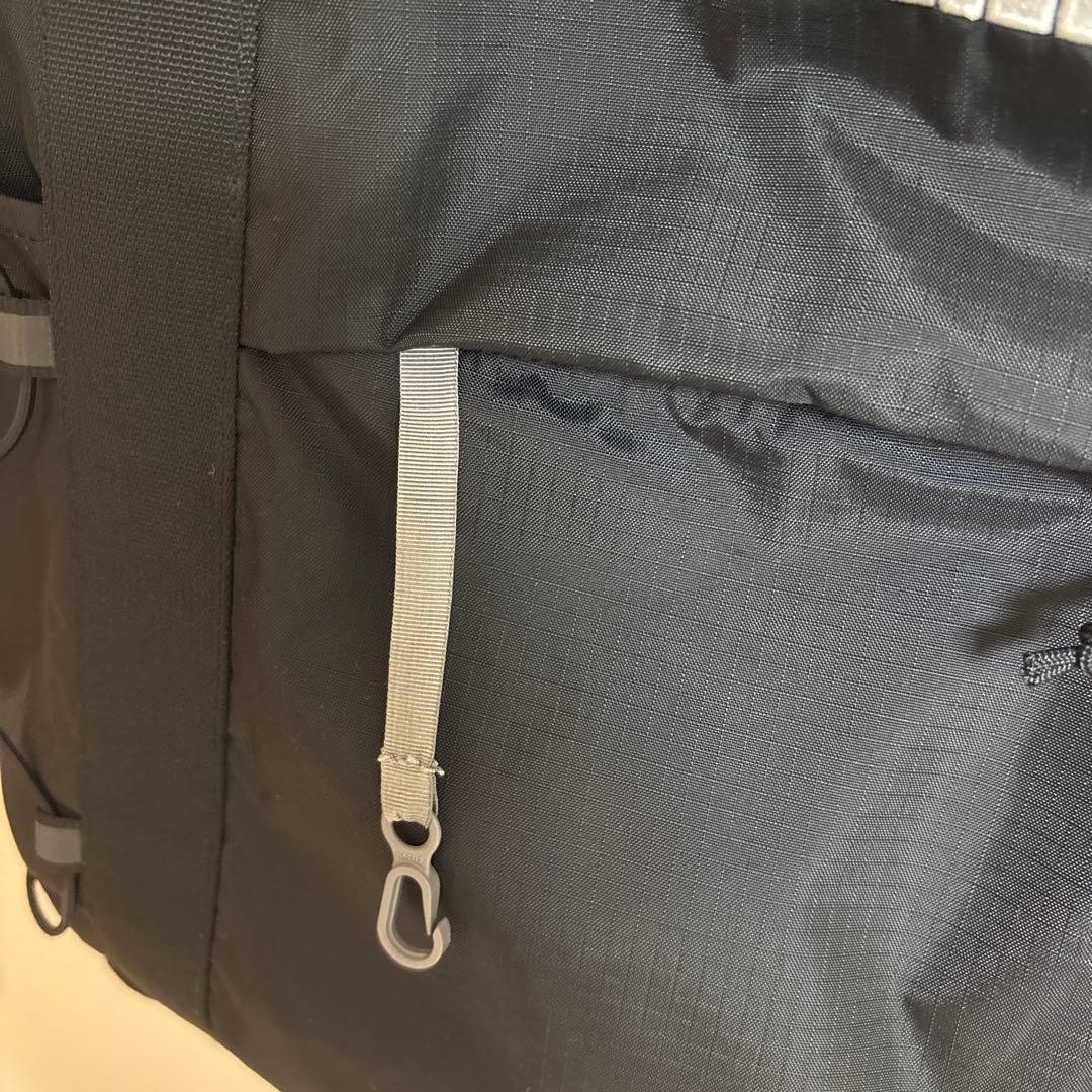 【美品】ノースフェイスBOREALIS TOTE ボレアリストートバッグ