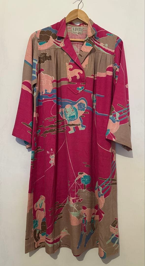 と*ぴ様 HANAE MORI　森英恵　ヴィンテージ　和風柄　ピンク系　ロングワ