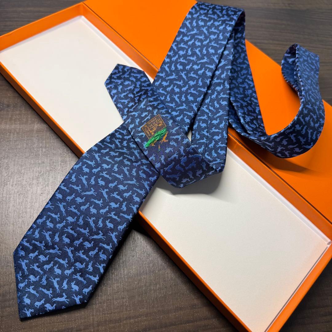 飛躍の象徴 極美品 HERMES エルメス 奔兎 ラビット ネクタイ ネイビー