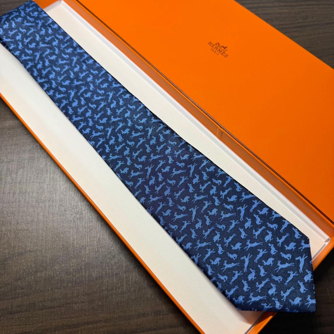 飛躍の象徴 極美品 HERMES エルメス 奔兎 ラビット ネクタイ ネイビー