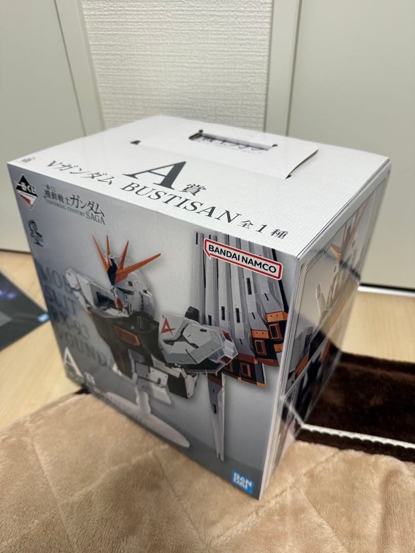 一番くじ 機動戦士ガンダム A賞vガンダム、ラストワン賞サザビー2点セット