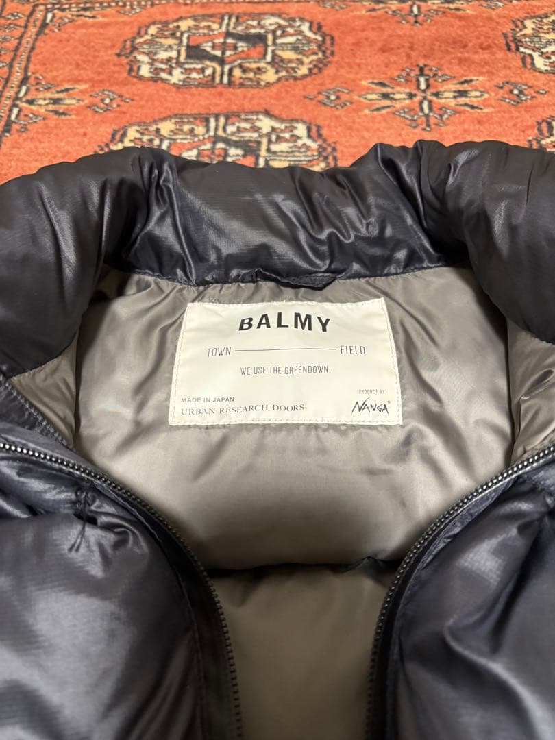 【美品】BALMY NANGA ブラック ダウンベスト