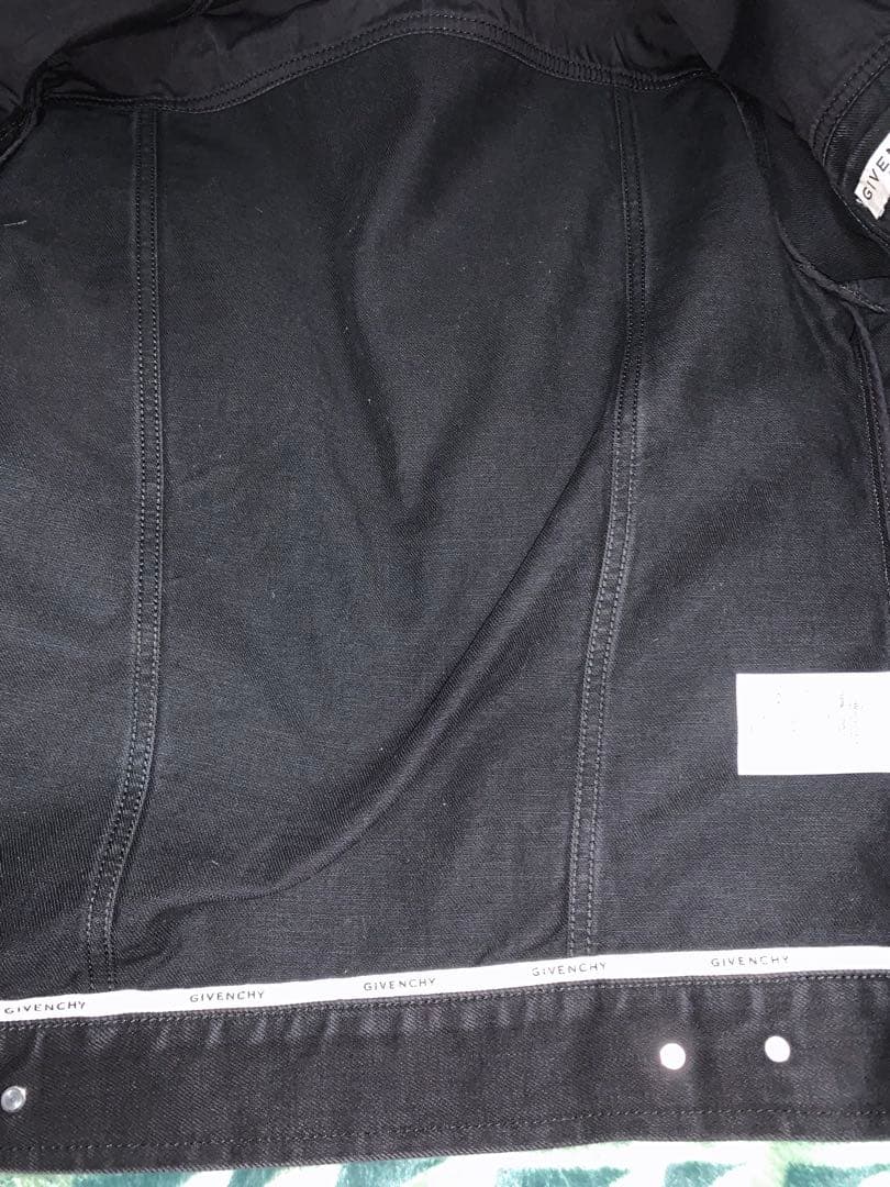 GIVENCHY ブラックデニムジャケット
