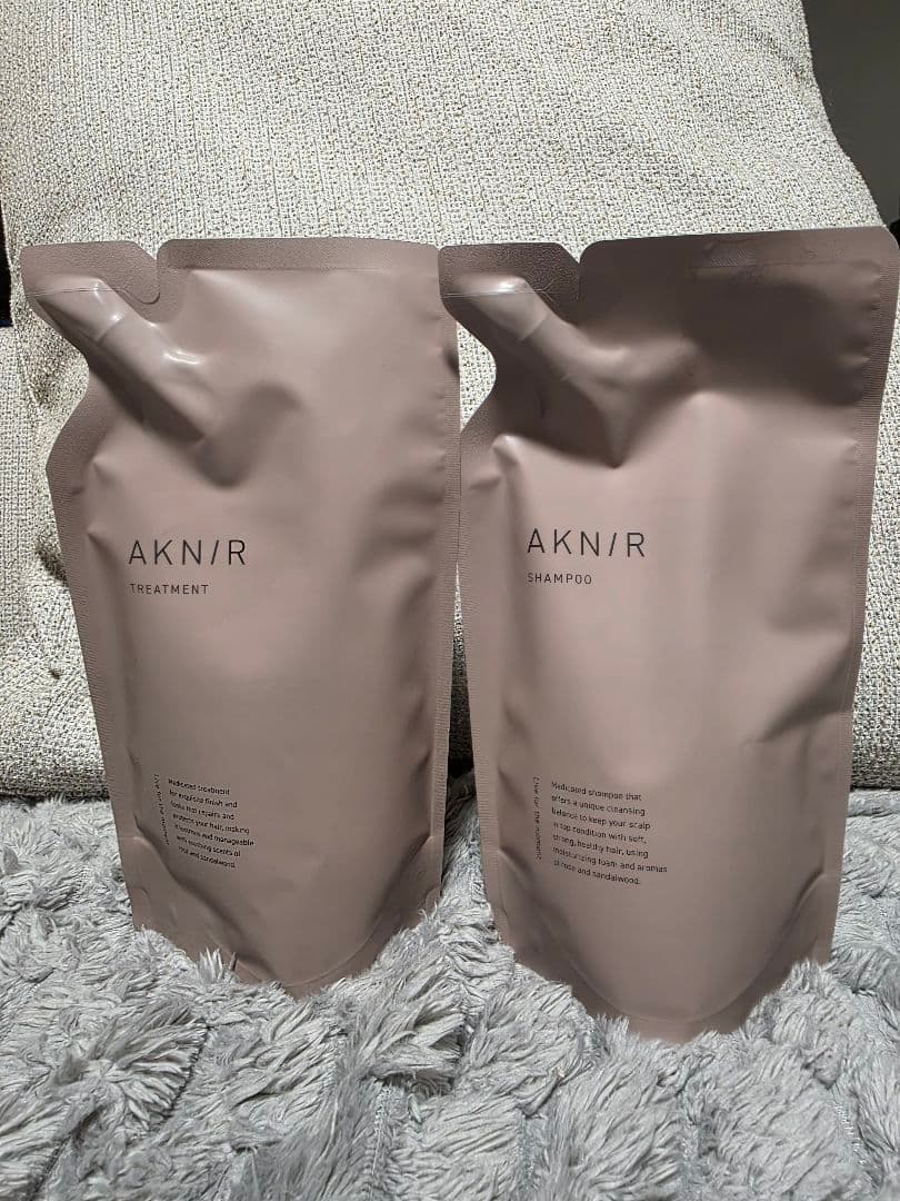 AKN/R 　アクニーシャンプー & トリートメント詰め替・スカルプセラムセット