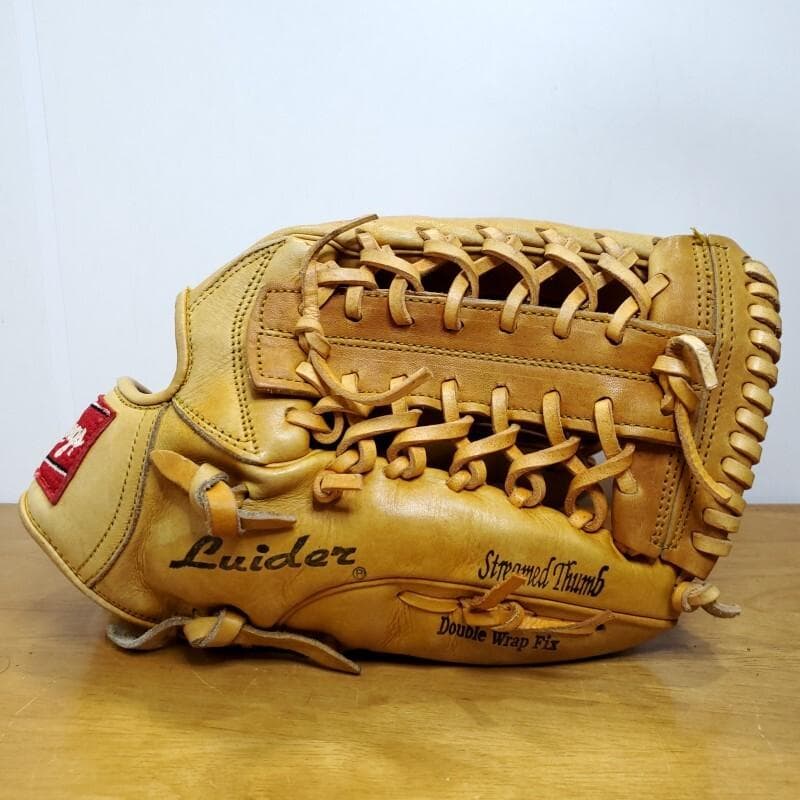 ローリングス キャプチュード Luider レギュラーランクモデル 軟式グローブ