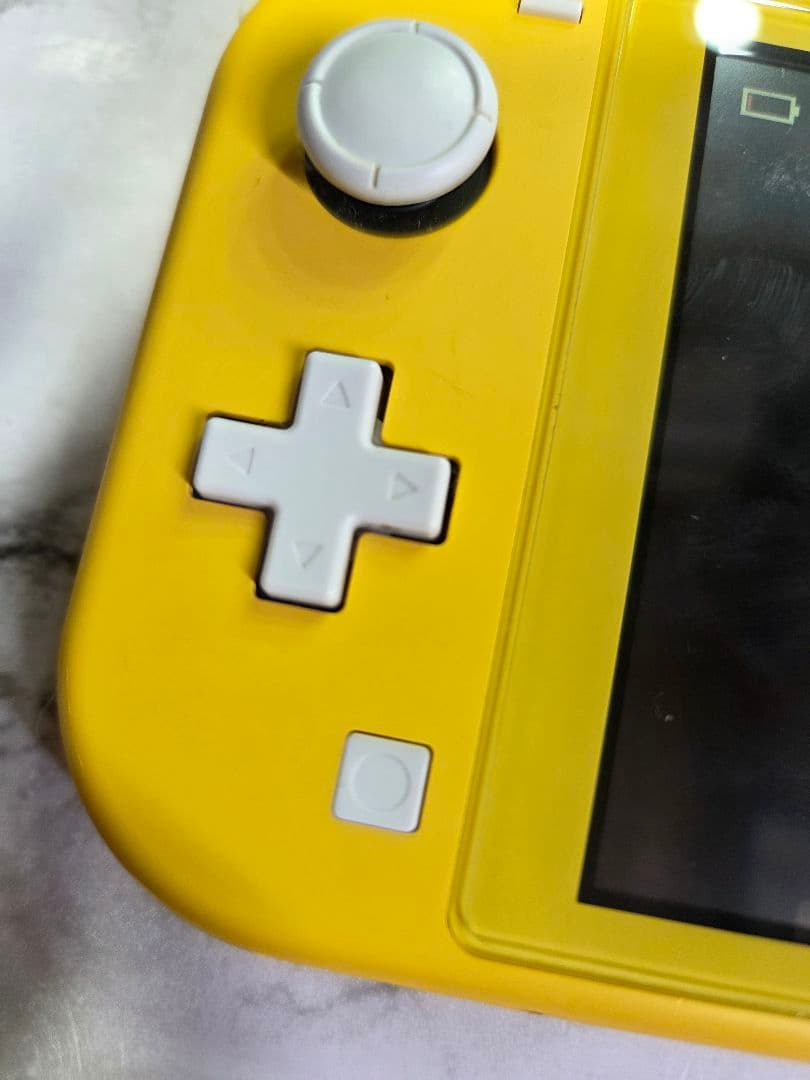 Nintendo Switch Lite イエロー 本体