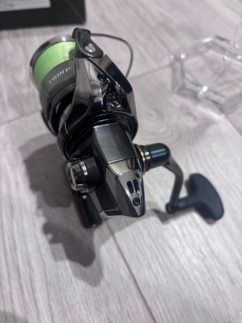 SHIMANO TWIN POWER C3000MHG 24ツインパワー