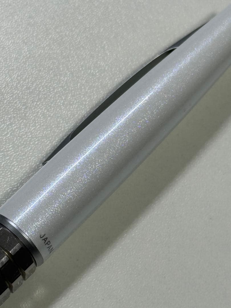 ぺんてる　ケリー　0.5mm 韓国限定 オールホワイト カスタムパーツ