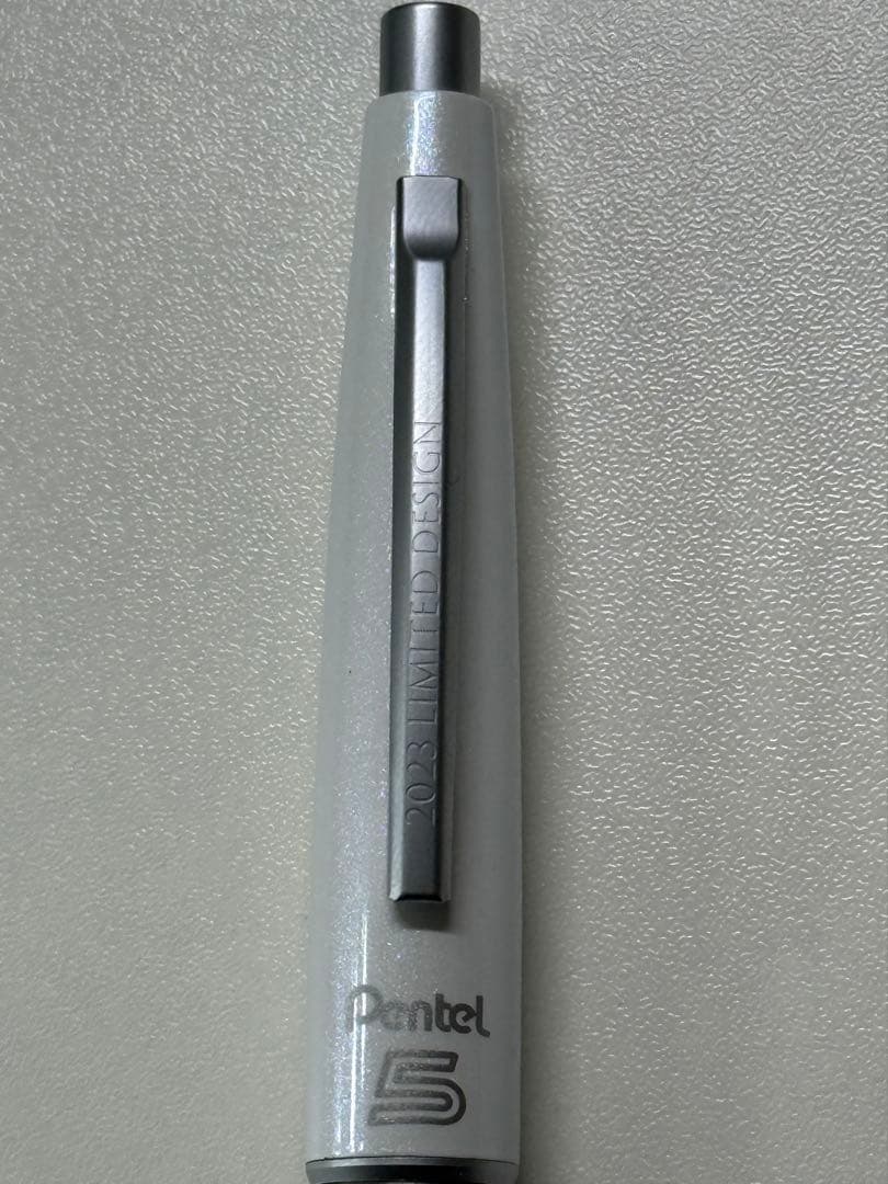 ぺんてる　ケリー　0.5mm 韓国限定 オールホワイト カスタムパーツ