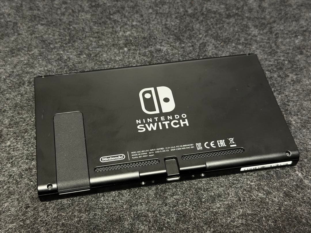 Nintendo Switch+純正プロコン(128GB Micro SD付き)