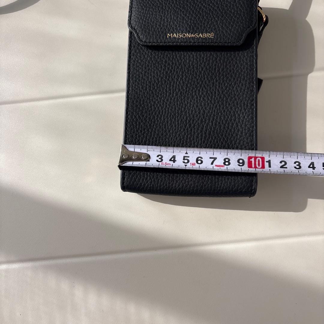 MAISON de SABRÉ 携帯ブラックショルダーバッグ