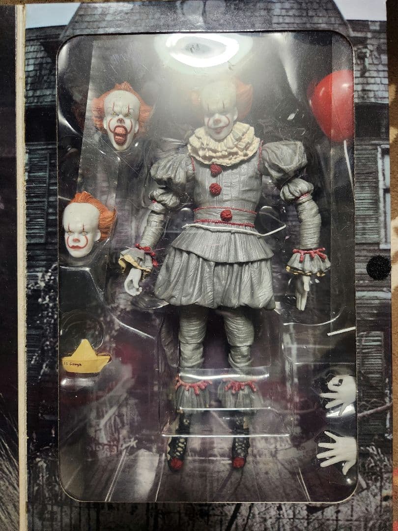 NECA IT ペニーワイズ フィギュア セット