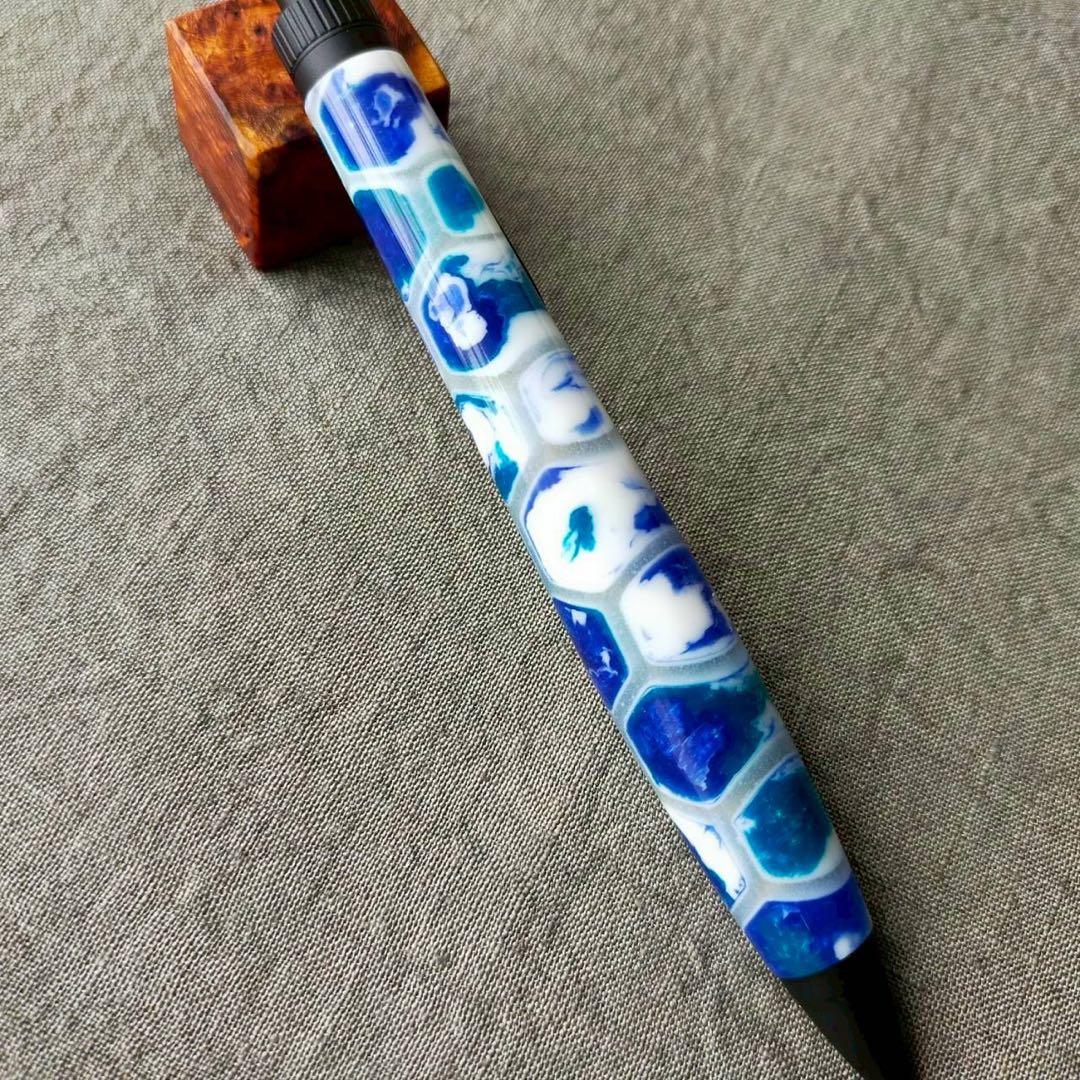 【氷河】　蓄光レジン　ハンドメイド　シャープペン　0.5mm　ブラック