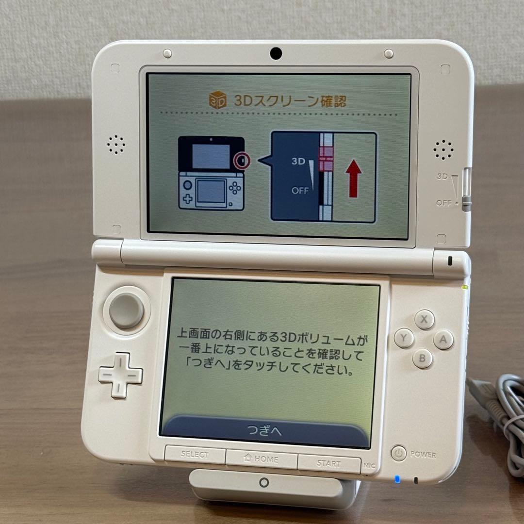 6-137【美品】ニンテンドー3DS LL ピンク×ホワイト